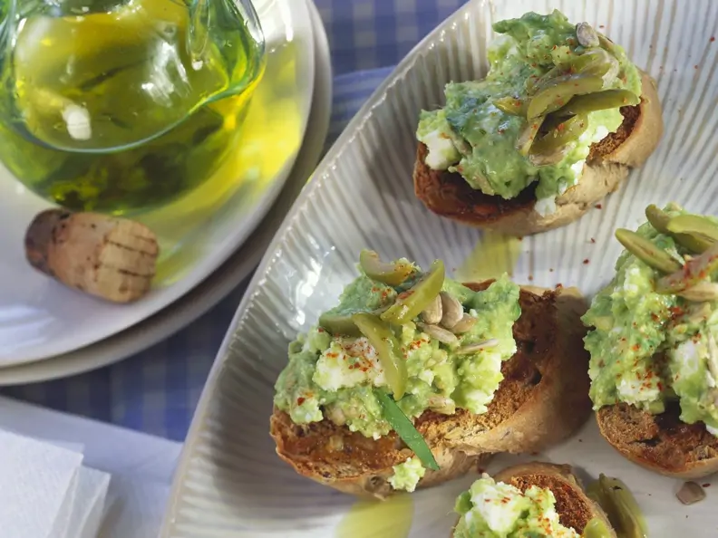 Röstbrot mit Avocadocreme