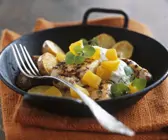 Gebratenes Hähnchen mit Kürbis