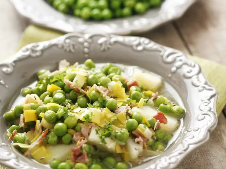 Holländische Erbsensuppe