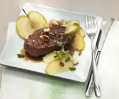 Kängurufilet mit gebratenen Äpfeln