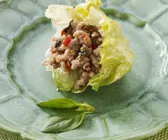 Hähnchensalat auf thailändische Art