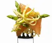 Pasta mit Lachs und grünem Spargel