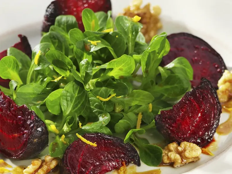 Feldsalat mit Roter Bete