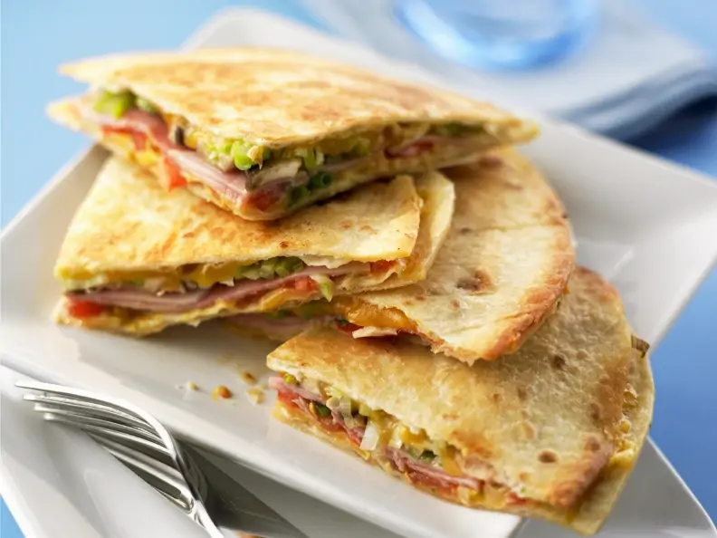 Quesadillas mit Schinken und Käse