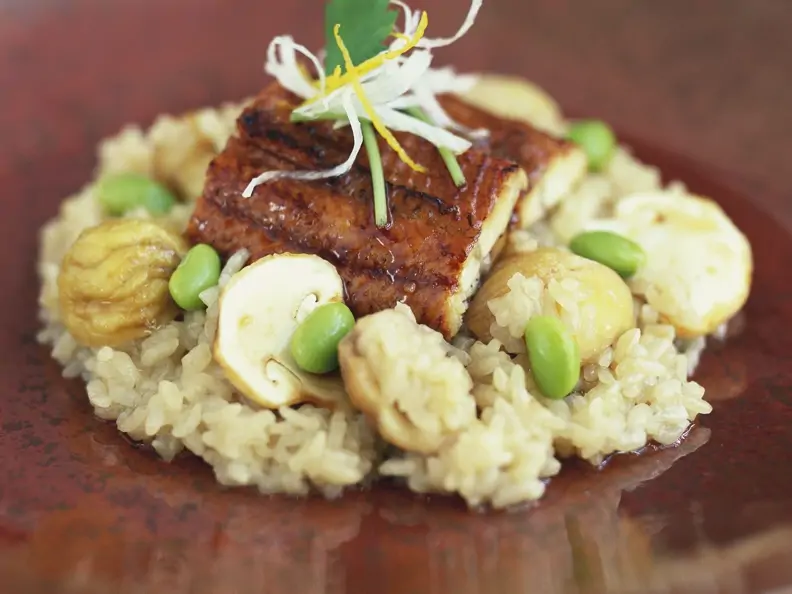 Gebratener Heilbutt mit Risotto, Champignons und Karotten