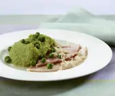 Osterschinken mit grünem Püree