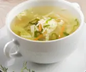 Nudelsuppe mit Julienne