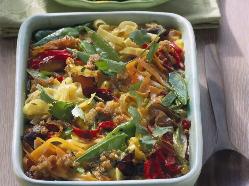 Nudelgratin auf asiatische Art