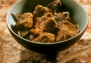 Indisches Curry mit Schweinefleisch