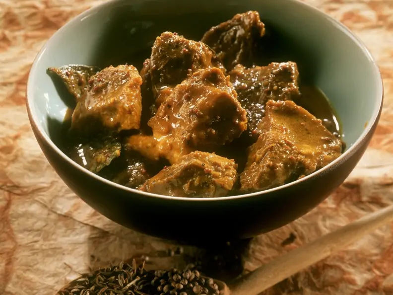 Indisches Curry mit Schweinefleisch