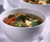 Tomatensuppe mit Eierstich auf asiatische Art