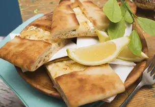 Pide mit Feta