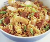 Reispfanne auf kreolische Art (Jambalaya)