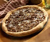 Hackfleischpizza mit Käse