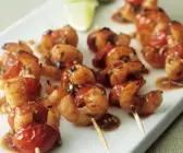 Scharfe Shrimps-Tomaten-Spieße