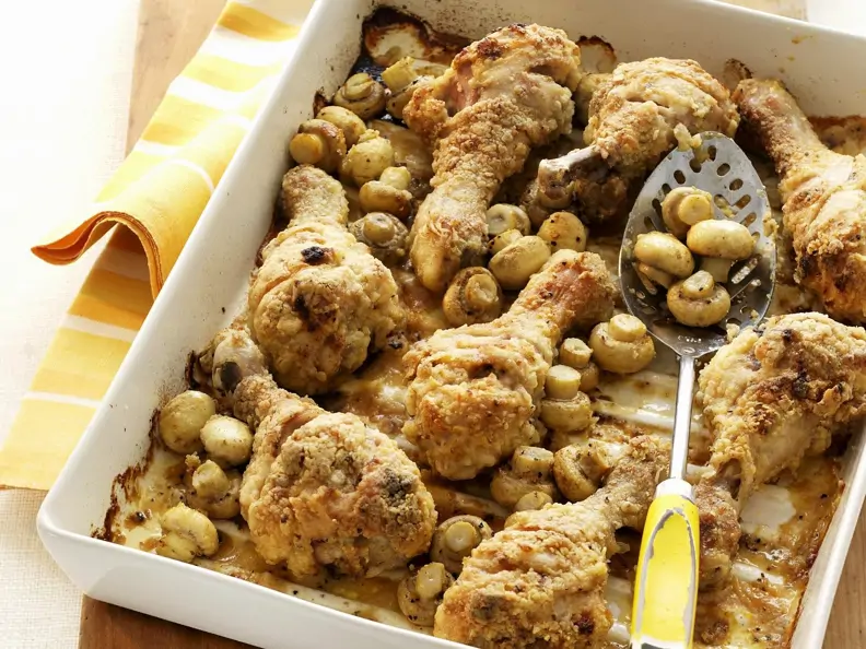 Hähnchenschlegel mit Champignons