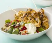 Würzige Hähnchenspieße mit Koriander-Couscous