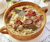 Erbsensuppe auf polnische Art