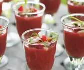 Gazpacho von Erdbeere und Gurke