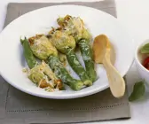 Zucchiniblüten mit Füllung