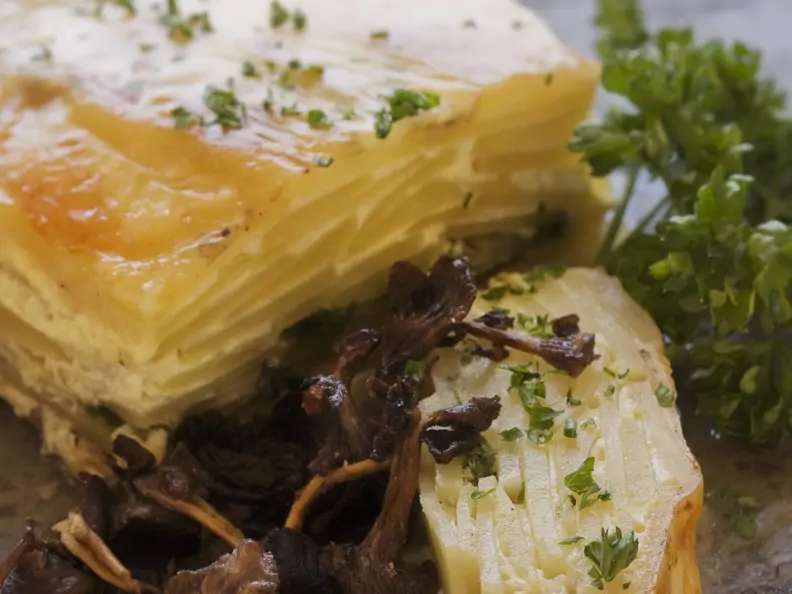 Kartoffelauflauf mit Pilzen