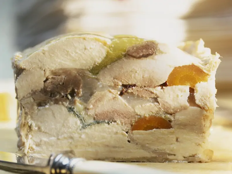 Terrine mit Hühnchen und Gemüse