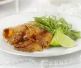 Wildlachs mit Ingwer-Orangen-Soße