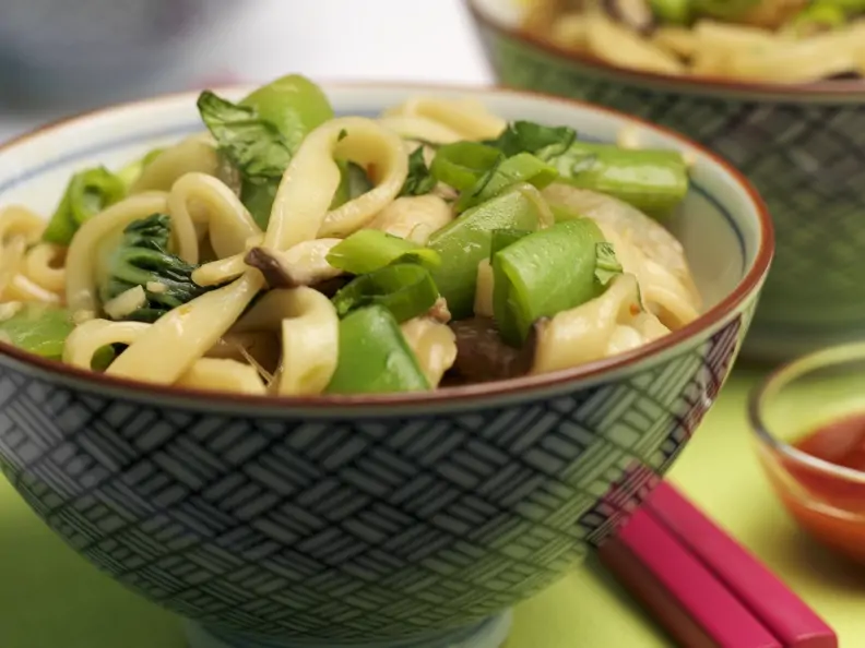 Chinesischer Nudelsalat
