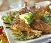 Hähnchen auf Tandoori-Art mit Gemüse und Koriander