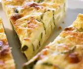 Zucchini-Tarte mit Parmesan 