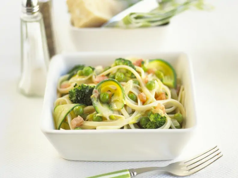 Pasta mit Gemüsesoße
