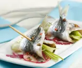 Sardinenröllchen mit Füllung