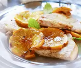 Steaks vom Truthahn mit Orangen