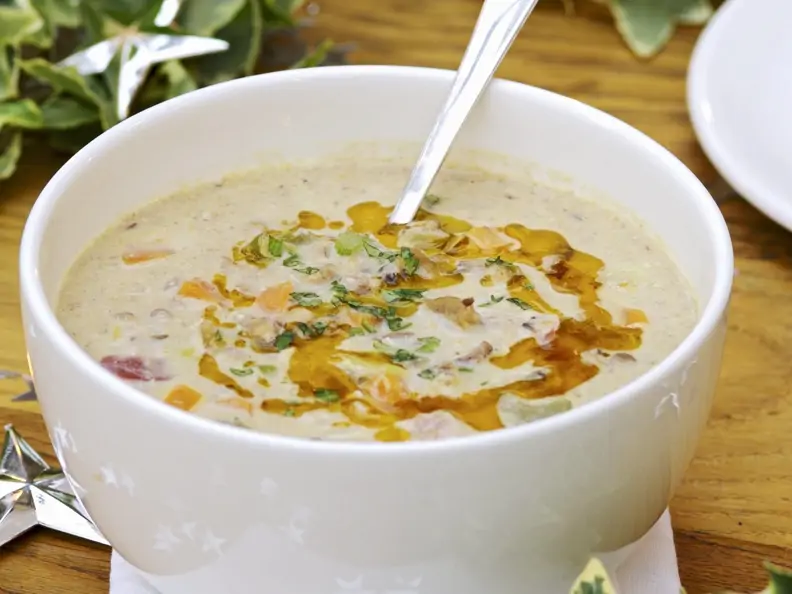 Kastaniensuppe mit Chiliöl