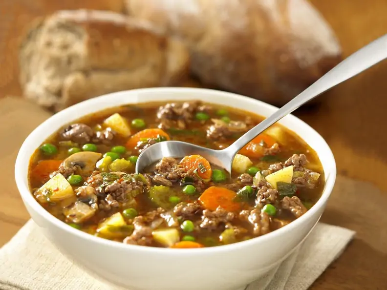 Schnelle Gulaschsuppe