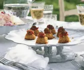 Garnelenküchlein mit Ingwer-Tomaten-Chutney