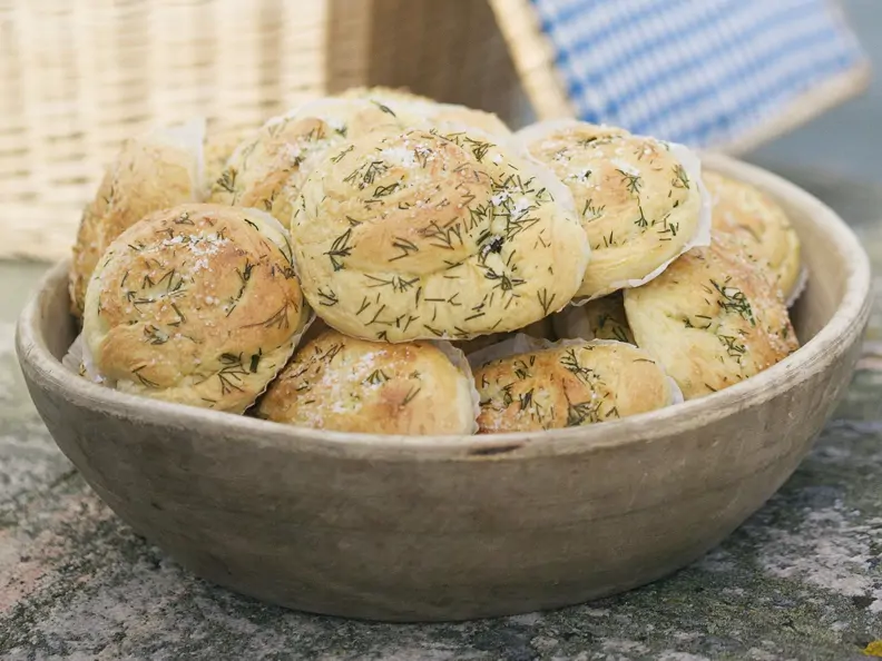 Käse-Dill-Semmeln