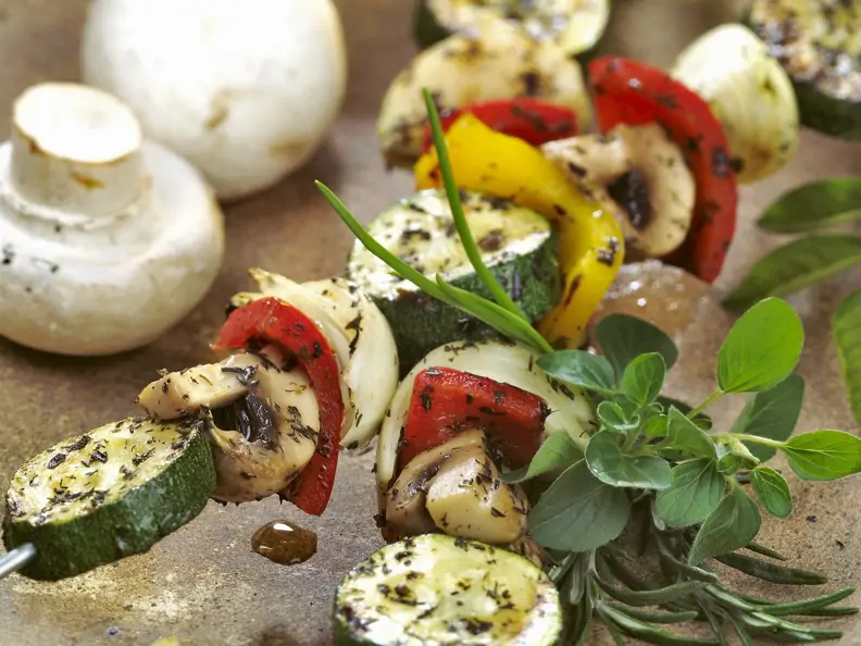 Champignon-Gemüse-Spieße vom Grill
