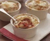 Kleines Nudel-Tomaten-Gratin