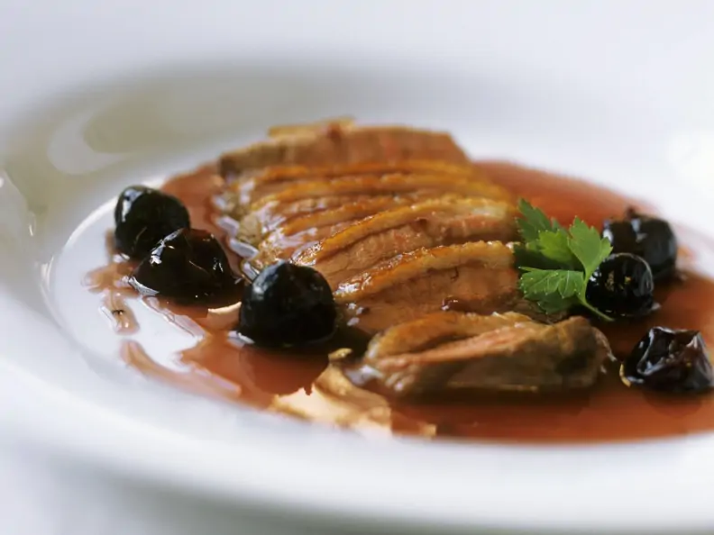 Ente in Pflaumensoße