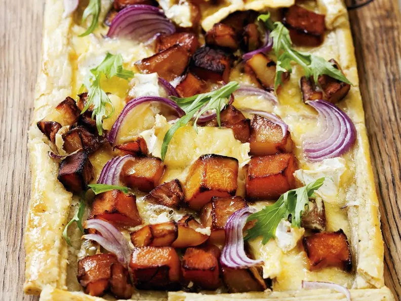Tarte mit Süßkartoffeln und Butternut-Kürbis
