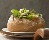 Brot mit Füllung aus Siedfleisch