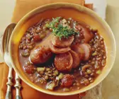 Linsen-Salsiccia-Topf