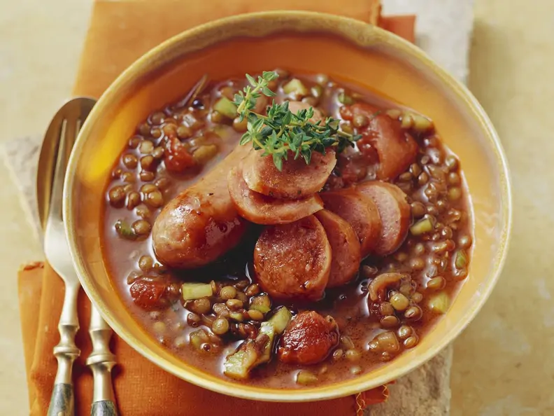 Linsen-Salsiccia-Topf