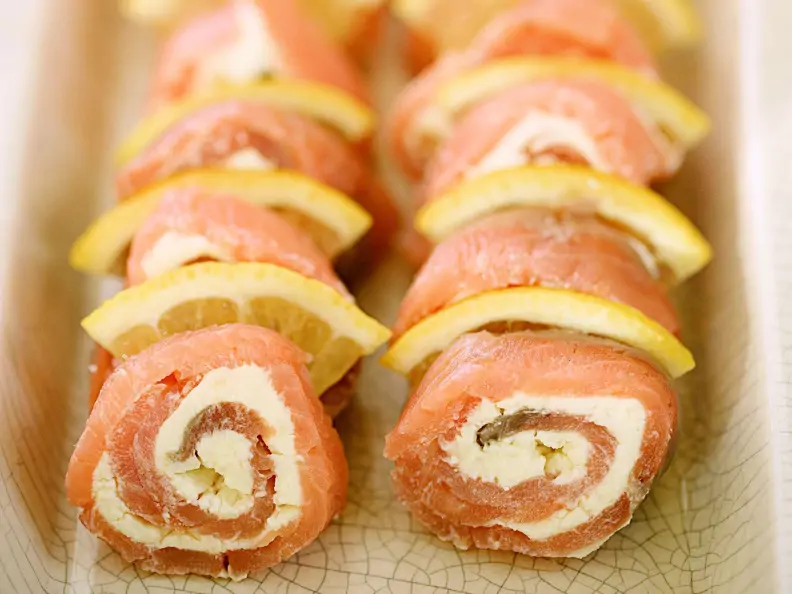 Lachsröllchen mit Sahnemeerrettich