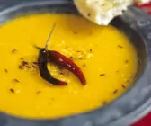 Linsensuppe auf indische Art