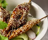 Sesam-Hähnchen am Spieß