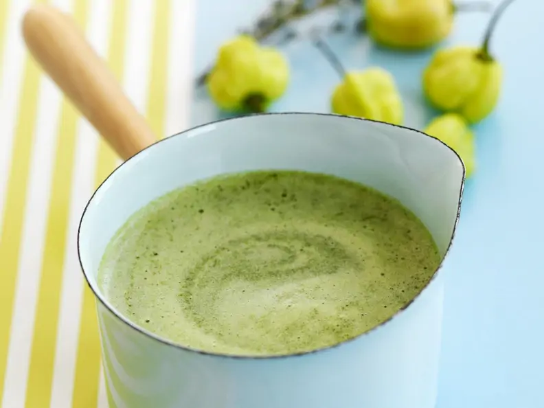Kräutersuppe auf karibische Art