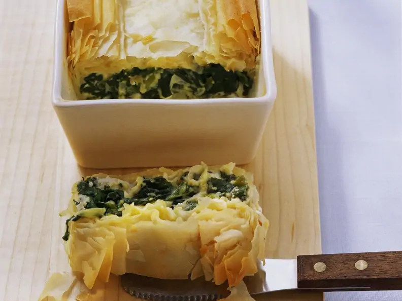 Pastete mit Feta und Spinat auf türkische Art