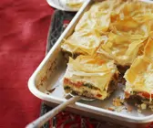 Gemüse-Feta-Auflauf mit Yufka-Teig (Börek)